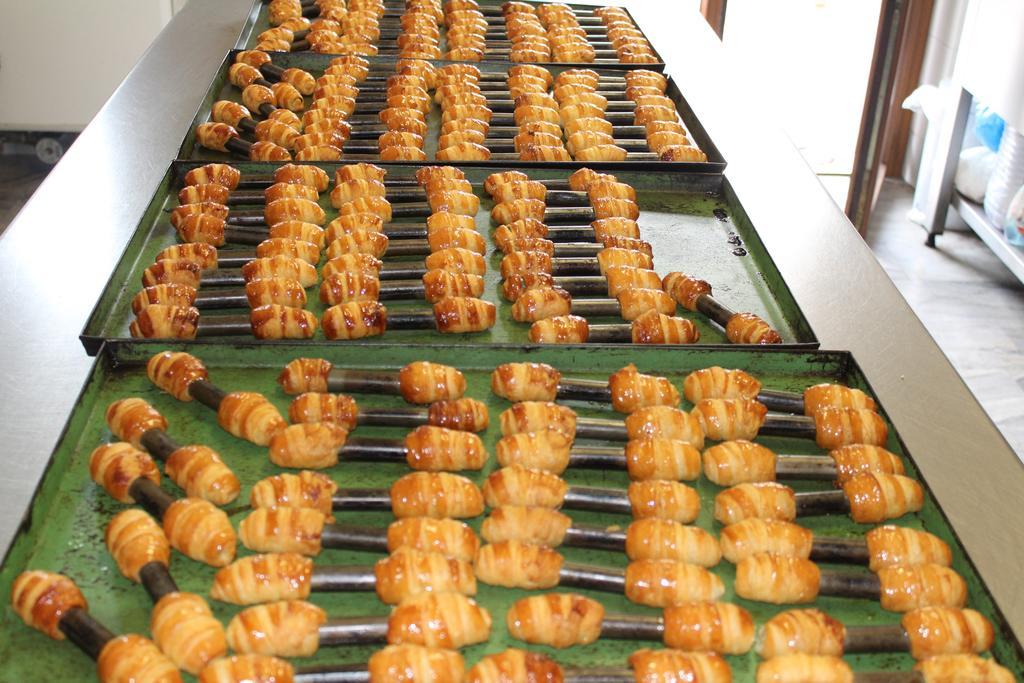 Appartamenti La Sirena เซรีนา ภายนอก รูปภาพ